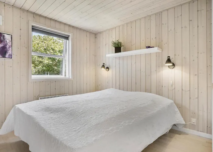 Beautiful In With Kitchen Semesterbostad