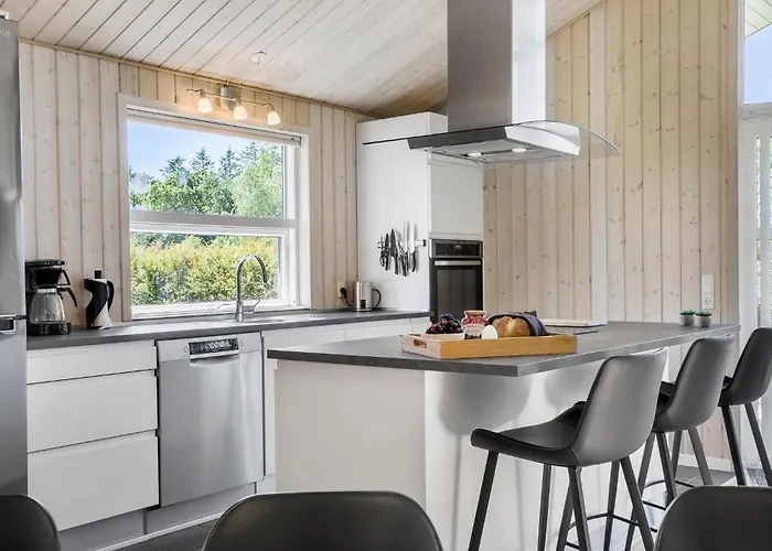 Beautiful In With Kitchen Semesterbostad *